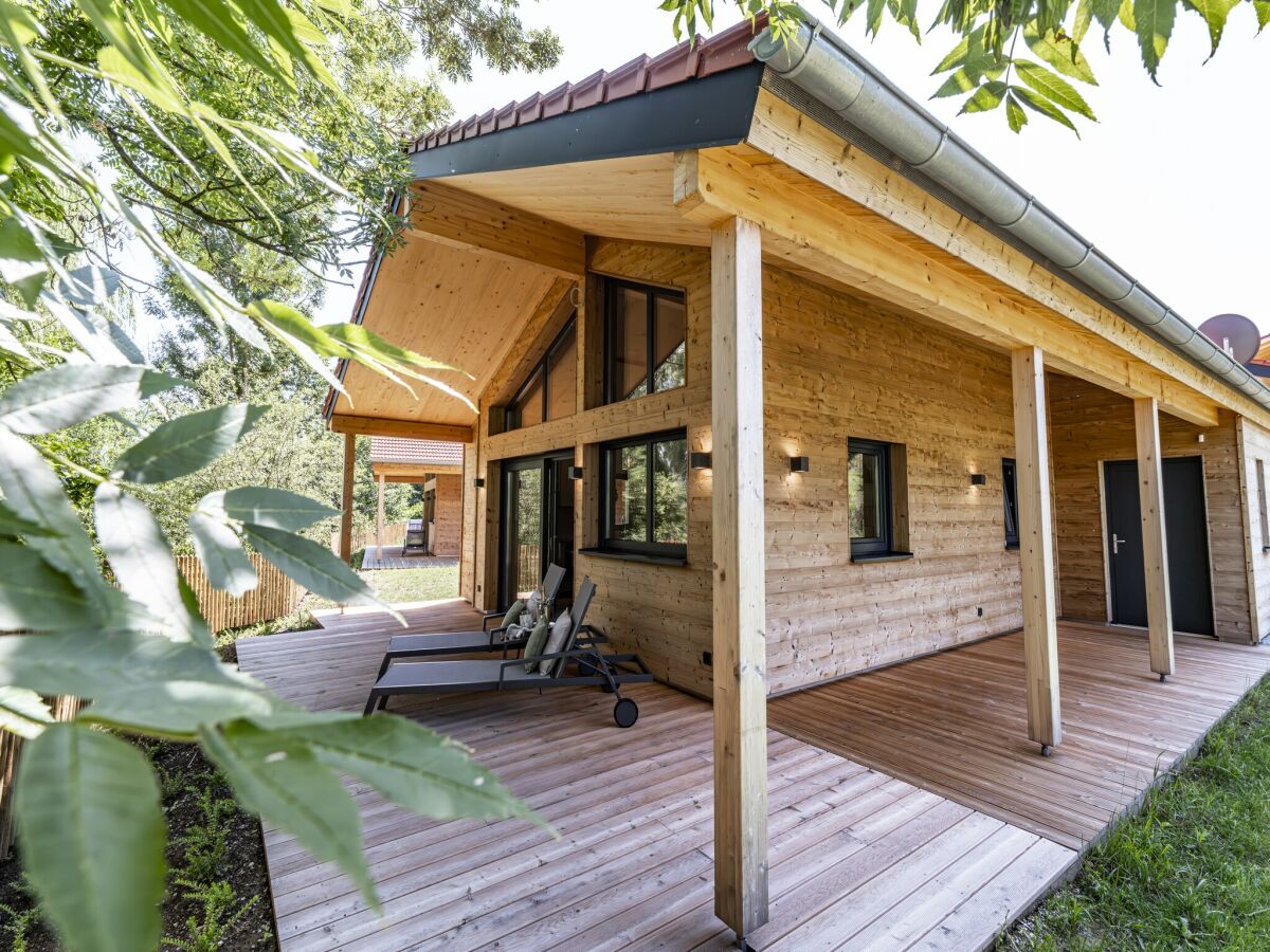 Chalet ebenerdiges Chalet im Vital Camp Bayerbach