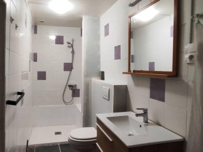 Holiday house Charming holiday home with swimming pool. - Features photo 19