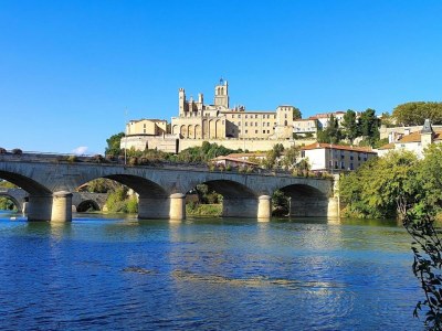 Holiday house Charming holiday home with swimming pool. - Environment photo 31