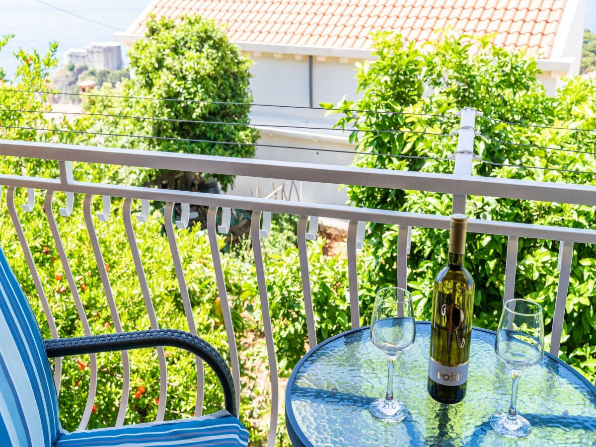 Apartment Apartments Stella - Three-Bedroom Apartment with Balcony and Terrace - Outdoor photo 4