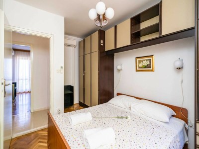 Apartment Apartments Stella - Three-Bedroom Apartment with Balcony and Terrace - Features photo 27