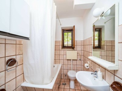 Apartment Apartments Stella - Three-Bedroom Apartment with Balcony and Terrace - Features photo 32