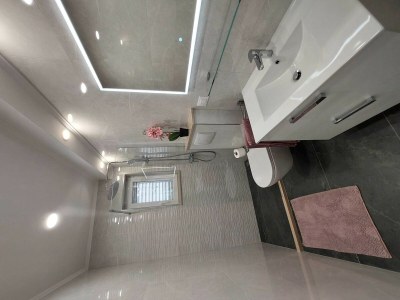 Apartment Apartments Stella - Three-Bedroom Apartment with Balcony and Terrace - Features photo 33