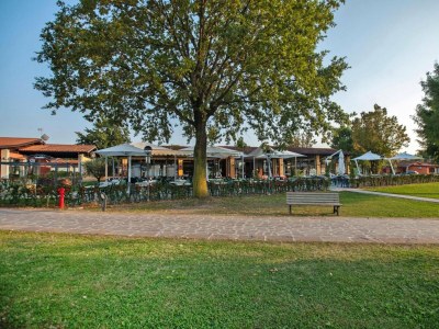 Holiday park Residence The Garda Village in Sirmione - Outdoor photo 11