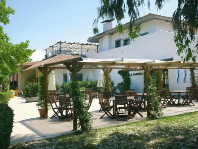 Holiday park Mobilheim im Caravanpark Marina in Sarzana - Outdoor photo 10