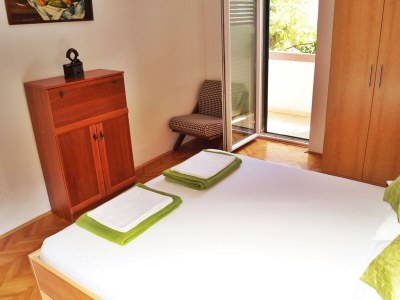 Apartment Two bedroom apartment near beach Krilo Jesenice, Omiš A-15145-b - Outdoor photo 10