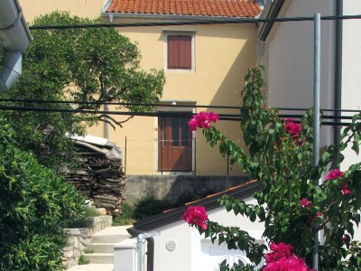 Apartment Two bedroom apartment with terrace Ćunski, Lošinj A-7951-a - Outdoor photo 28