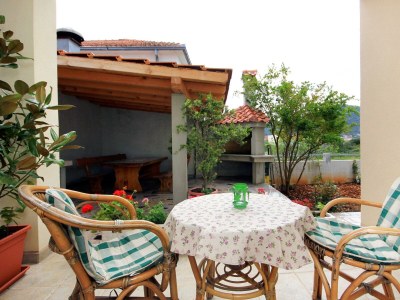 Apartment Two bedroom apartment with terrace Vinišće, Trogir A-10008-b - Outdoor photo 23