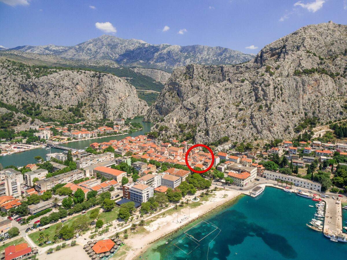 Apartment Two bedroom apartment with air-conditioning Omiš A-22642-a