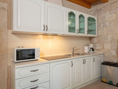 Apartment Two bedroom apartment with air-conditioning Omiš A-22642-a - Outdoor photo 7