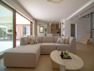 Villa Strandvilla mit Pool in der Nähe von Split - Features photo 17