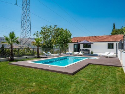 Villa Villa Florinda with Pool near Split - Outdoor photo 4