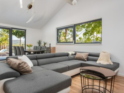 Villa Villa Florinda with Pool near Split - Features photo 23