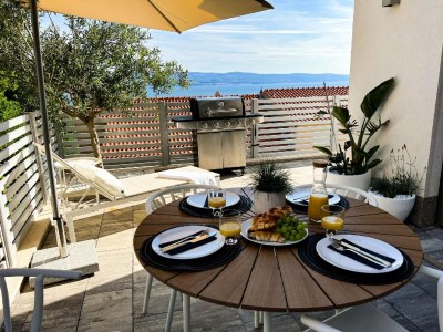 Villa Seaside Retreat for Friends in Omiš - Outdoor photo 6