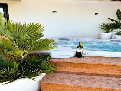 Villa Seaside Retreat for Friends in Omiš - Outdoor photo 21