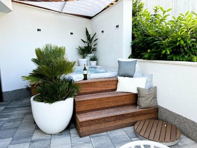 Villa Seaside Retreat for Friends in Omiš - Outdoor photo 23