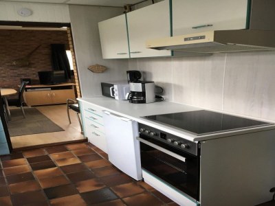 Holiday house Appealing bungalow with large garden - Features photo 11