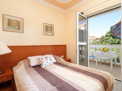 Apartment One bedroom apartment near beach Brodarica, Šibenik A-15270-a - Outdoor photo 31