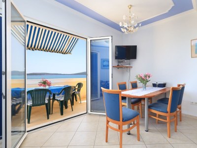 Apartment Two bedroom apartment near beach Brodarica, Šibenik A-15270-c in Šibenik - Apartment