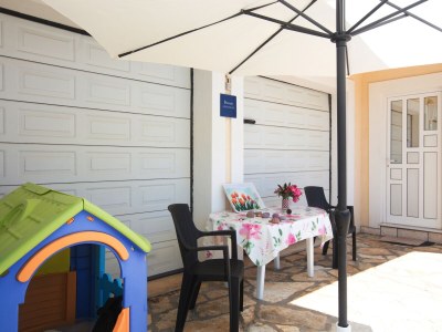 Apartment Two bedroom apartment near beach Brodarica, Šibenik A-15270-c - Outdoor photo 18