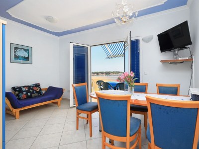 Apartment Two bedroom apartment near beach Brodarica, Šibenik A-15270-c - Outdoor photo 30