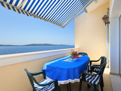 Apartment Two bedroom apartment near beach Brodarica, Šibenik A-15270-c - Outdoor photo 40