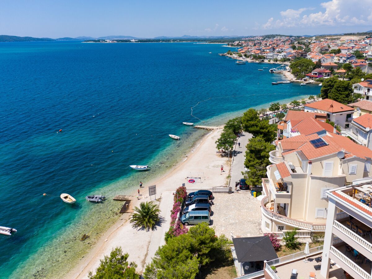 Apartment One bedroom apartment near beach Brodarica, Šibenik A-15270-e - Outdoor photo 5