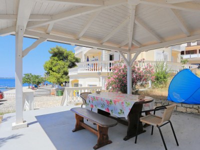 Apartment One bedroom apartment near beach Brodarica, Šibenik A-15270-e - Outdoor photo 13