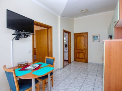 Apartment One bedroom apartment near beach Brodarica, Šibenik A-15270-e - Outdoor photo 31