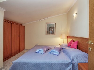 Apartment One bedroom apartment near beach Brodarica, Šibenik A-15270-e - Outdoor photo 36