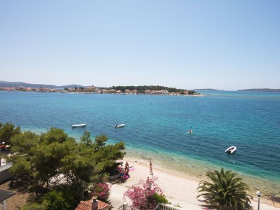 Apartment One bedroom apartment near beach Brodarica, Šibenik A-15270-e - Outdoor photo 43