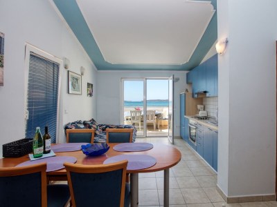 Apartment One bedroom apartment near beach Brodarica, Šibenik A-15270-f in Sibenik - Apartment