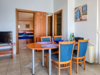 Apartment One bedroom apartment near beach Brodarica, Šibenik A-15270-f - Outdoor photo 32