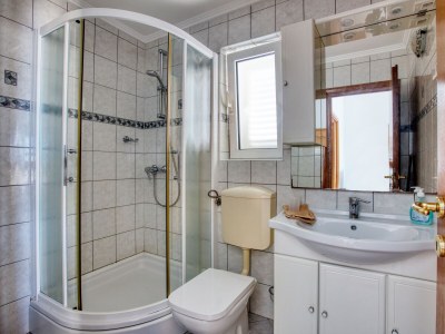 Apartment One bedroom apartment near beach Brodarica, Šibenik A-15270-f - Outdoor photo 41