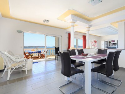 Apartment Two bedroom apartment near beach Brodarica, Šibenik A-15270-g - Outdoor photo 34