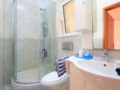 Apartment Two bedroom apartment near beach Brodarica, Šibenik A-15270-g - Outdoor photo 45