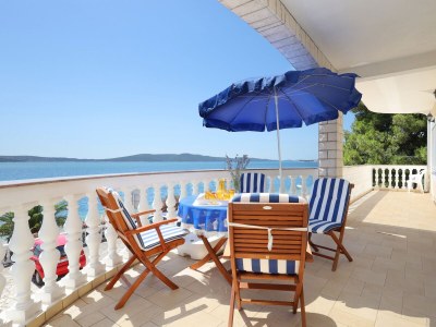 Apartment Two bedroom apartment near beach Brodarica, Šibenik A-15270-g - Outdoor photo 47