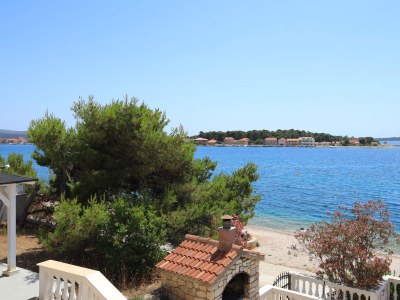 Apartment Two bedroom apartment near beach Brodarica, Šibenik A-15270-g - Outdoor photo 51