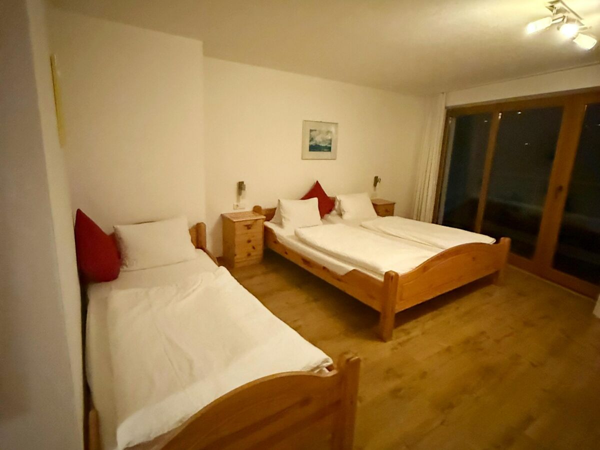 Apartment Apartment with Alpine views - Features photo 5