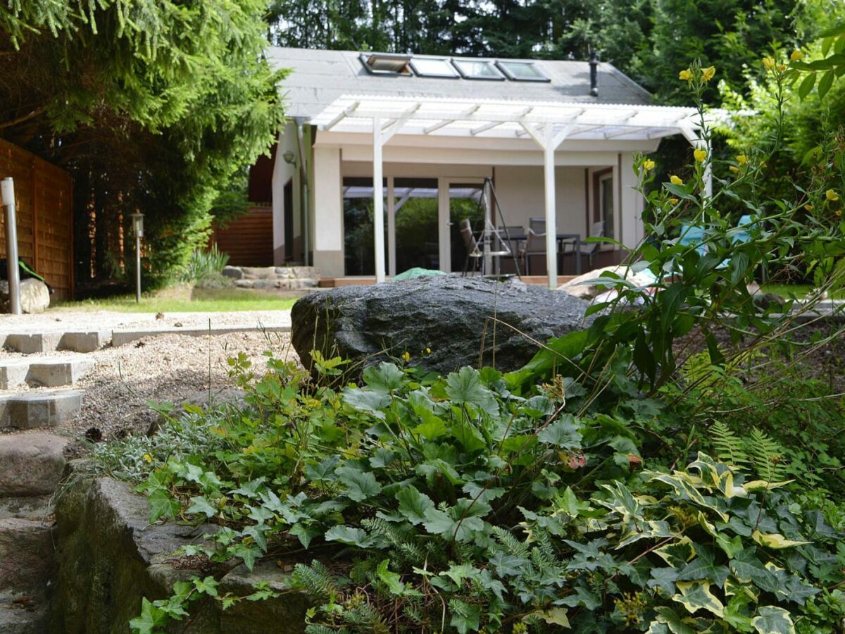 Holiday house Ferienhaus mit schoenem Garten in Parchim - Outdoor photo 4