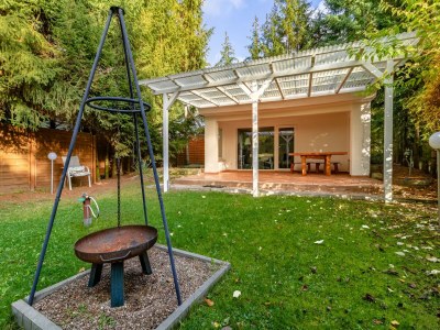 Holiday house Ferienhaus mit schoenem Garten in Parchim - Outdoor photo 2