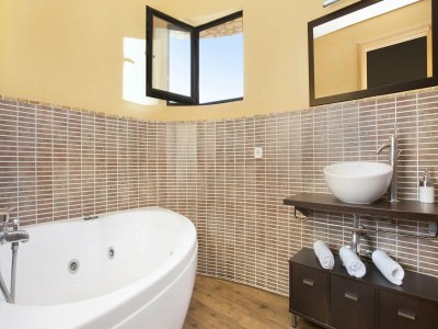 Villa Villa in Spain near Cala Canyelles Beach - Features photo 13