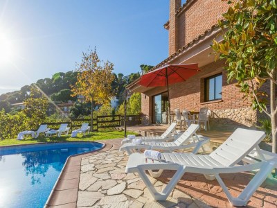 Villa Villa in Spain near Cala Canyelles Beach - Outdoor photo 40