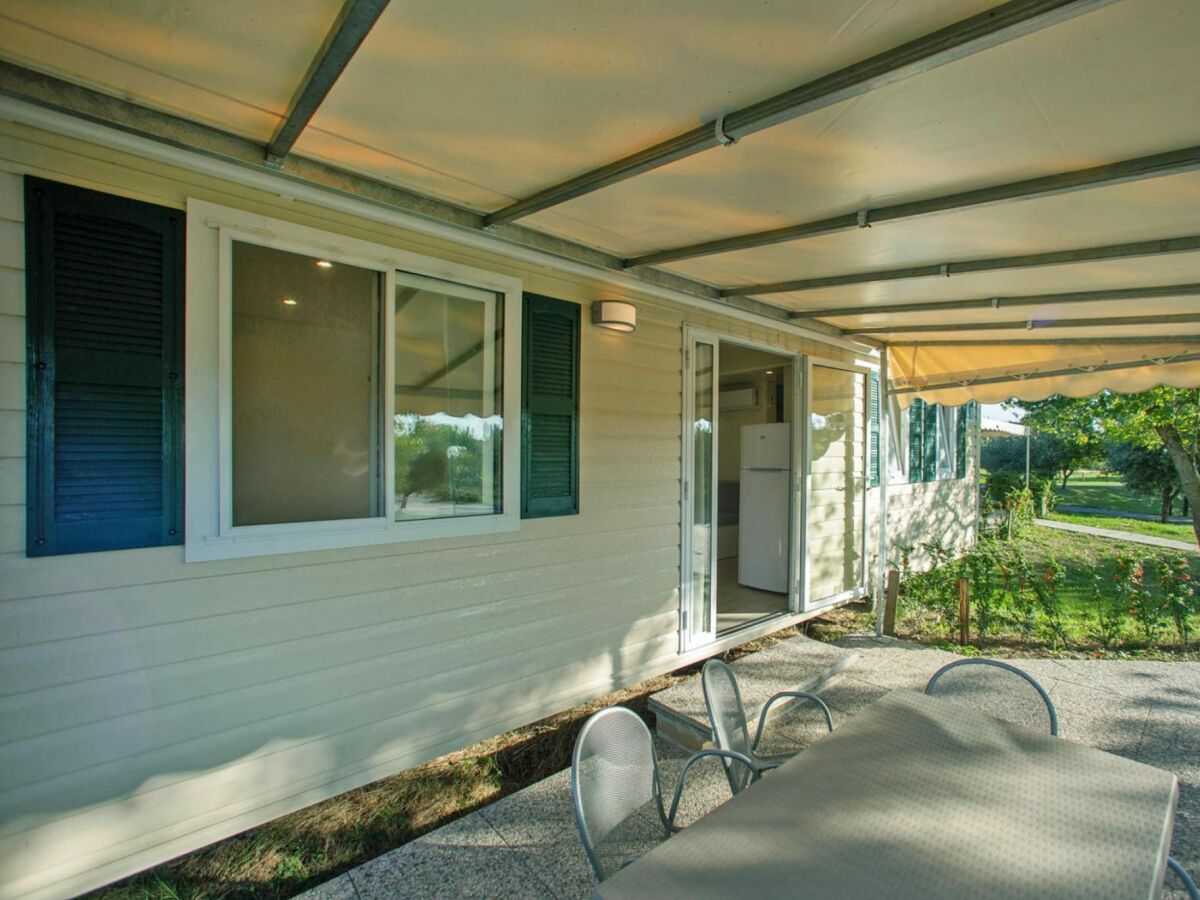 Holiday park Mobilehome im Caravanpark The Garda Village in Sirmione-ehemals TUI Ferienhaus - Outdoor photo 2