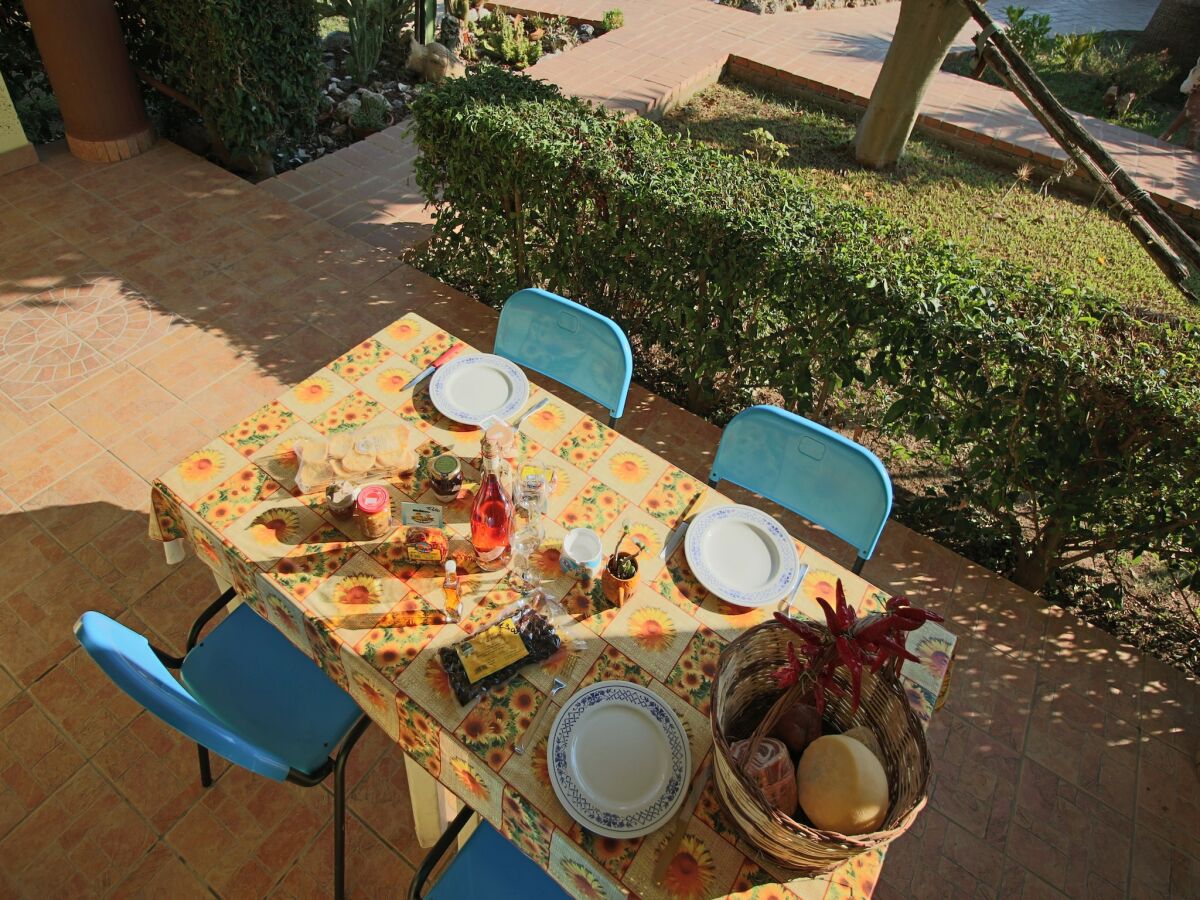 Holiday house Beachside Holiday Home in Ricadi - Outdoor photo 3