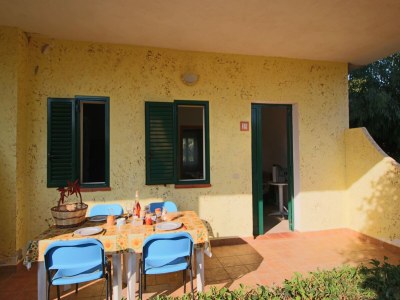 Holiday house Beachside Holiday Home in Ricadi - Outdoor photo 9