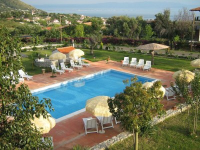 Apartment Mediterranean Holiday Home for 4 - Outdoor photo 2