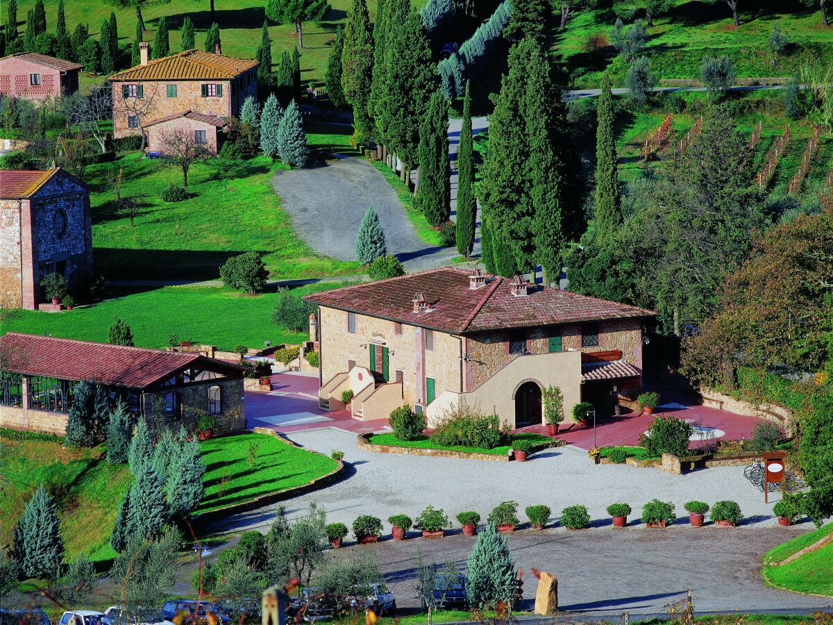Farmhouse Il Castellare di Tonda