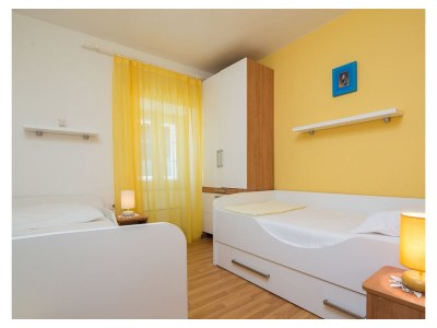 Holiday house Two bedroom house with terrace Sutivan, Brač K-20131 - Outdoor photo 13