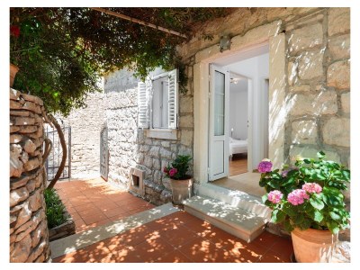 Holiday house Two bedroom house with terrace Sutivan, Brač K-20131 - Outdoor photo 21